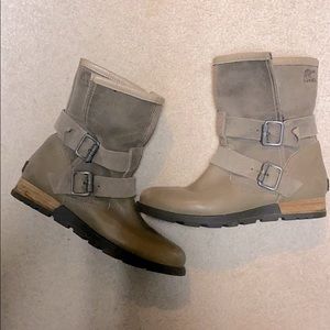 Sorel Major Moto Boot Ankle Buckle Wedge tan Sz 6